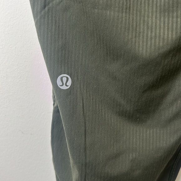 Lululemon Dance Studio Crop Pants *25" Dark Olive Green Size 10 - Picture 6 of 16